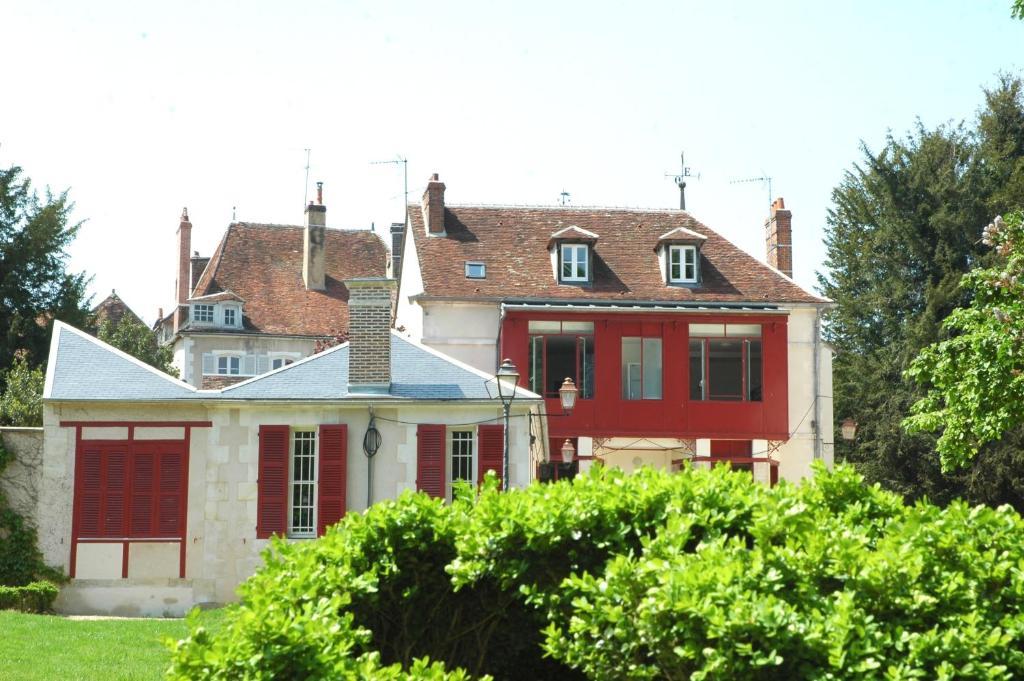 La Maison Des Randonneurs Auxerre Εξωτερικό φωτογραφία